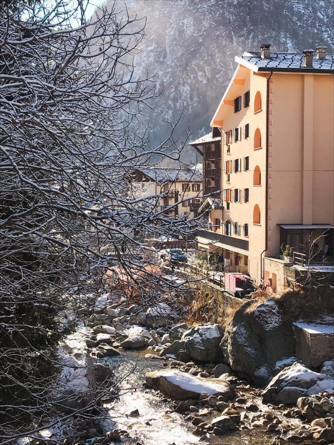Hotel Cristallo Alagna Valsesia Exterior photo